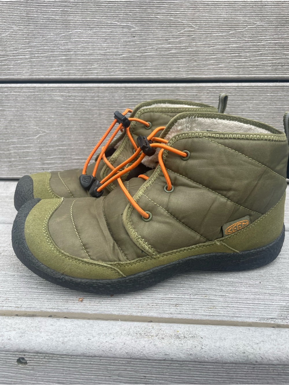 KEEN Howser II Chukka Mid Boot Waterproof Youth Big Kid sz 4 Olive NWOB
